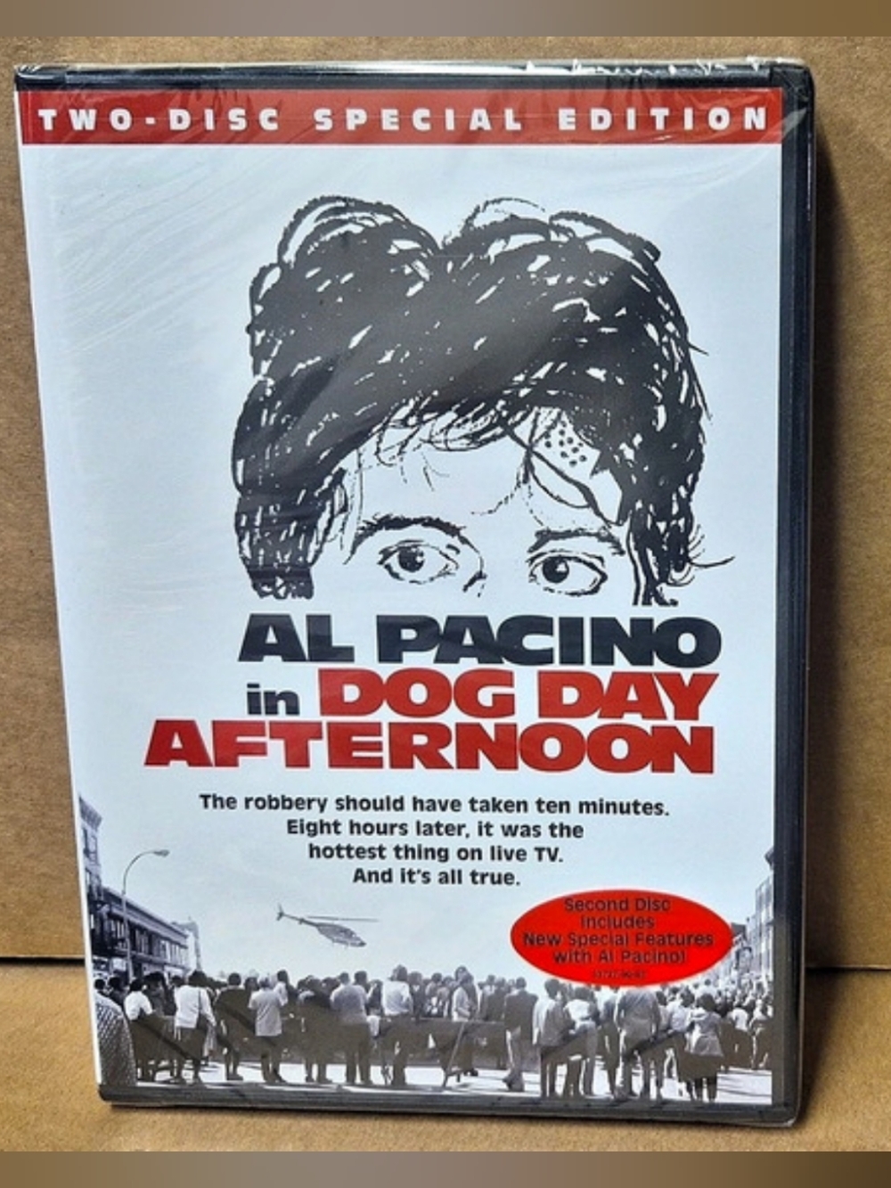 Al Pacino in Dog Day Afternoon Two Disc Special Edition